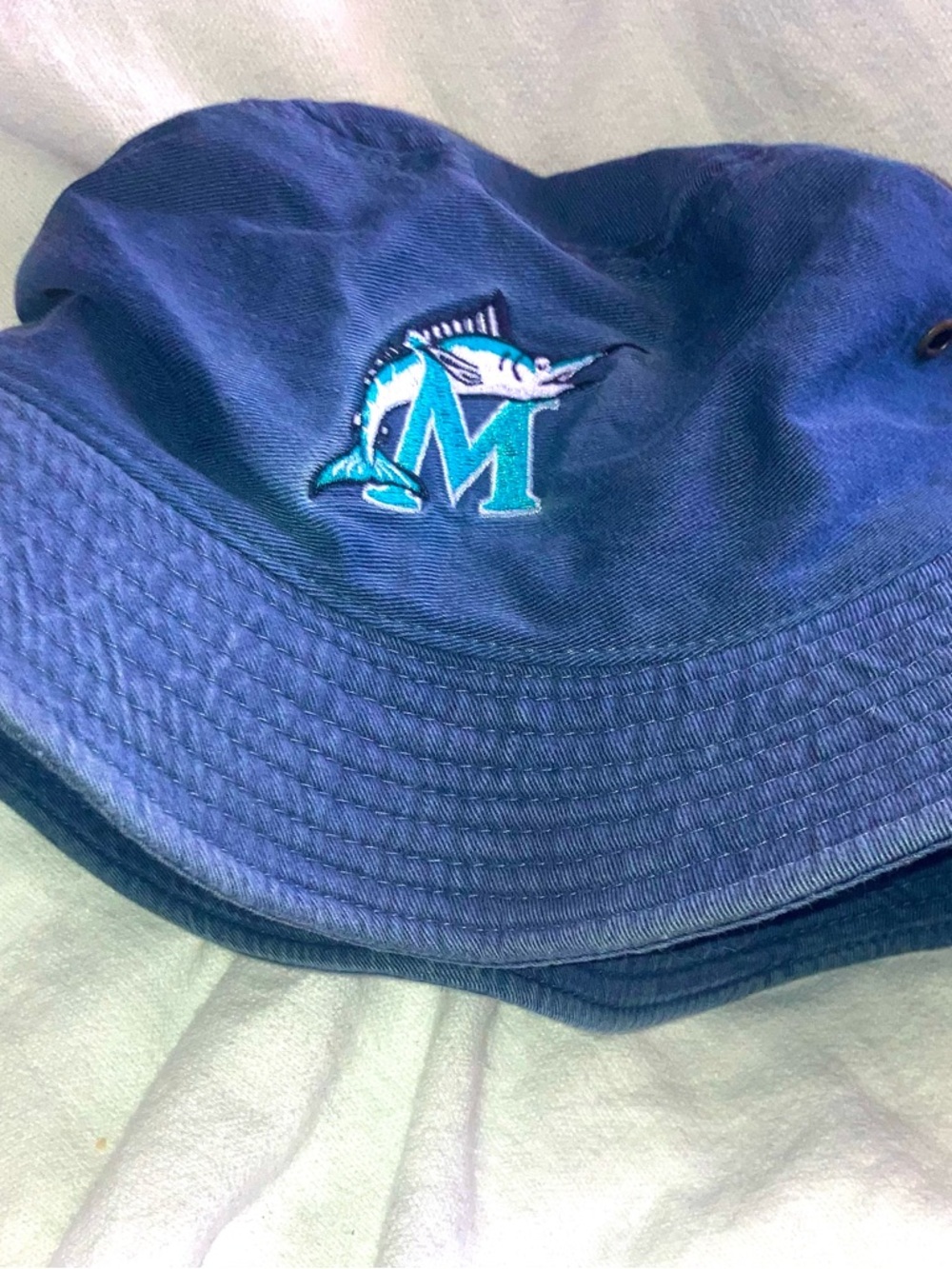 Miami/Florida Marlins Navy Bucket Hats with Marlin Logo (2)